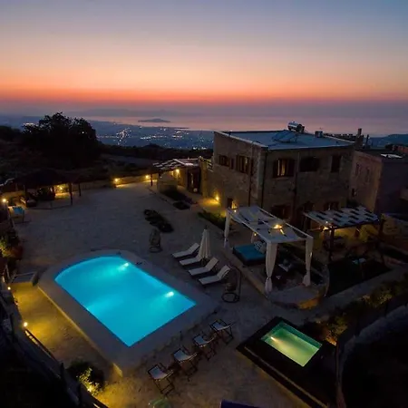 Private Luxury With Amazing View
